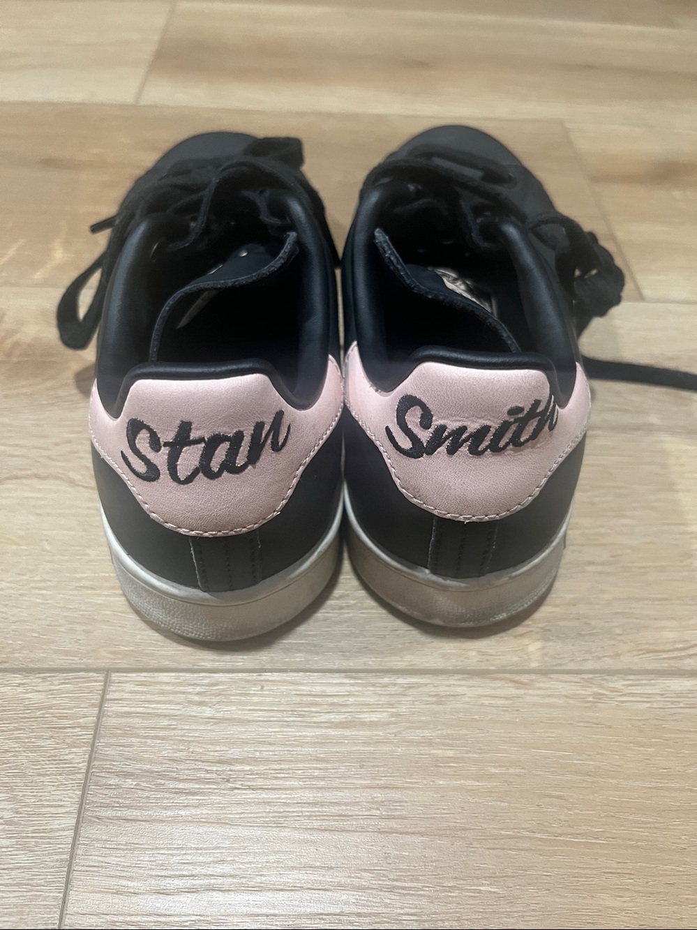 ADIDAS Stan Smith Matte Black Leather Sneakers with BlushPink Heel Women’s US 5